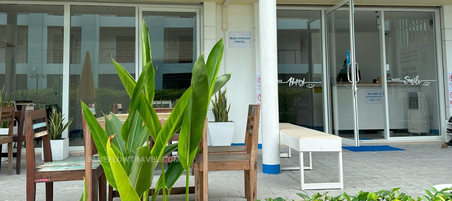 Outdoor common area at Blue Horizon Hostel Koh Phi Phi